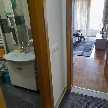 Silver For 4 To 5 People In The Center Of Apartment Sarajevo